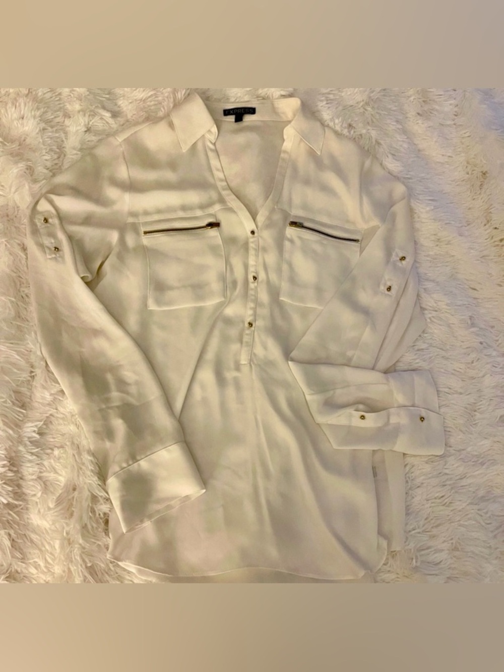 Express White V-Neck Button-Front Blouse